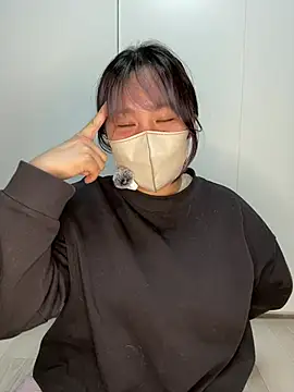 Snapshot of ichika_muu chatting on April 11, 2026, 1:15 pm ichika muu online show from April 11, 2026, 1:15 pm