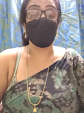 sweet-lotus online show from April 9, 2026, 6:47 pm