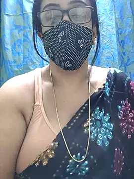 sweet-lotus online show from April 12, 2026, 10:35 pm