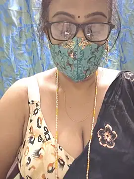 sweet-lotus online show from July 23, 2026, 5:53 pm