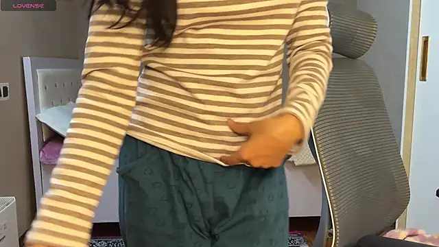 Ms Seductive07 online show from February 16, 2026, 5:22 pm