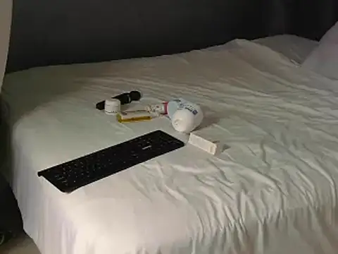 Babysex32 online show from December 18, 2025, 11:36 am