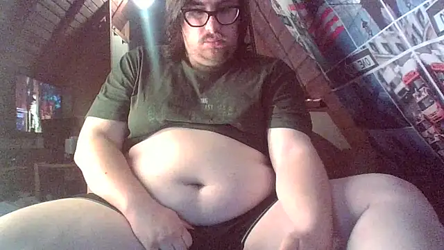 Snapshot of chubbyDavid1998 chatting on April 25, 2026, 4:59 pm chubbyDavid1998 online show from April 25, 2026, 4:59 pm