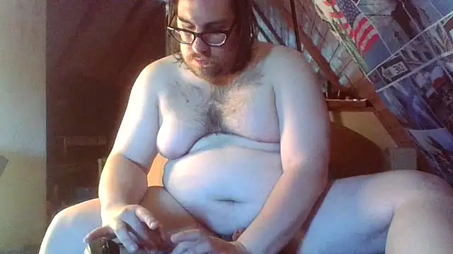 Snapshot of chubbyDavid1998 chatting on April 29, 2026, 9:02 am chubbyDavid1998 online show from April 29, 2026, 9:02 am
