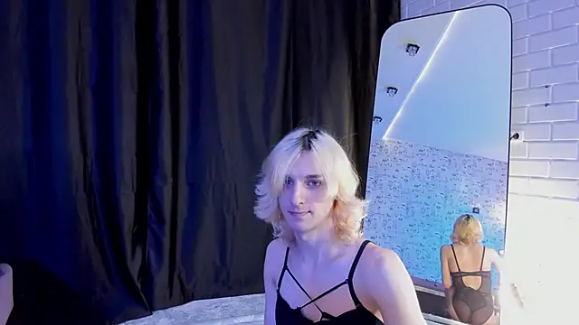 Anjela Botton online show from October 8, 2025, 6:30 pm