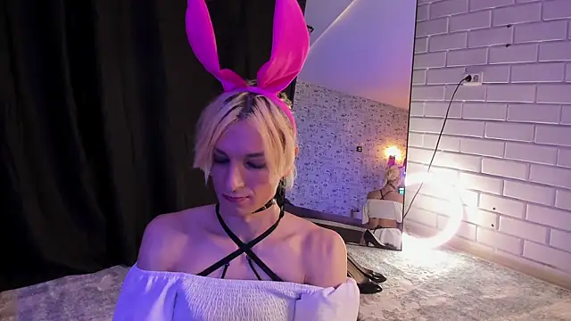 Anjela Botton online show from September 14, 2025, 11:43 am