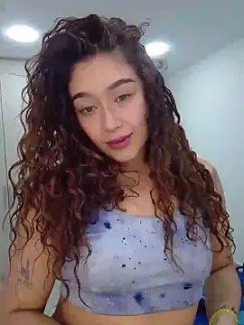 Snapshot of LilithAmber11 chatting on February 28, 2026, 3:28 am LilithAmber11 online show from February 28, 2026, 3:28 am