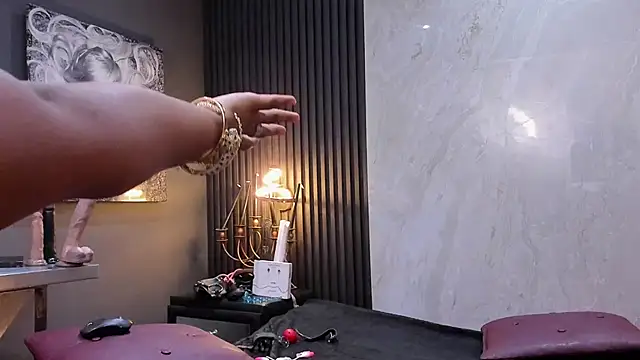 AlliceJelany online show from January 16, 2026, 7:29 pm