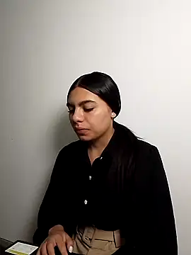 Snapshot of Emiily_bliss chatting on September 13, 2025, 12:38 pm Emiily bliss online show from September 13, 2025, 12:38 pm