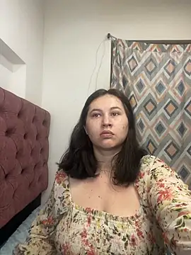 victoriadaniela online show from January 9, 2026, 4:41 am