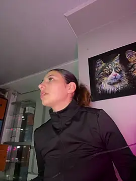 AriaBliss- online show from September 24, 2025, 3:46 am