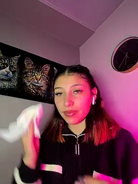 AriaBliss- online show from September 15, 2025, 3:51 am