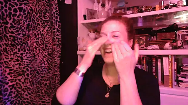 RasheleErotica online show from December 5, 2025, 4:55 am