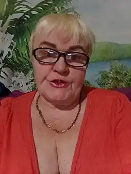 VioletSweet5566 online show from November 26, 2025, 11:43 am