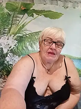 Snapshot of VioletSweet5566 chatting on July 18, 2026, 8:01 am VioletSweet5566 online show from July 18, 2026, 8:01 am