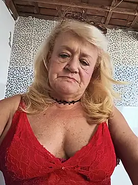 Snapshot of Belladama61 chatting on June 13, 2026, 5:22 pm Belladama61 online show from June 13, 2026, 5:22 pm