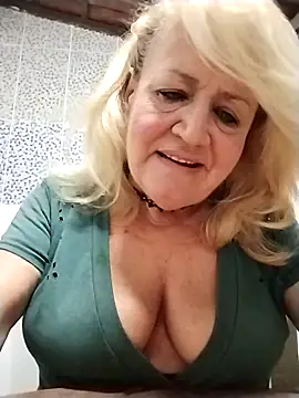 Belladama61 online show from April 19, 2026, 6:25 am