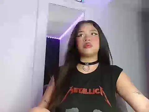 reina reina online show from September 14, 2025, 10:10 pm