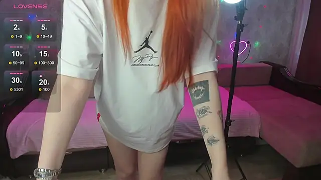 Molly Kitty online show from September 18, 2025, 2:36 am