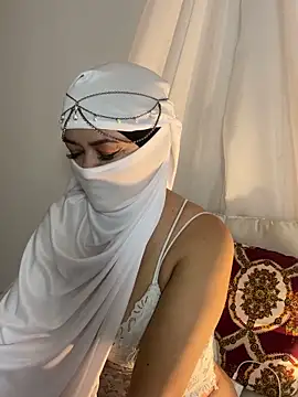 Snapshot of Amyraa_ chatting on November 27, 2025, 1:33 pm Amyraa online show from November 27, 2025, 1:33 pm