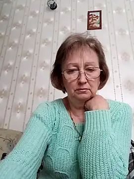 AlikaSwan5821 online show from February 11, 2026, 2:06 pm