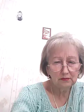 AlikaSwan5821 online show from November 20, 2025, 7:36 pm