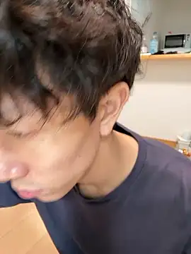 juri20cm online show from October 10, 2025, 3:07 am