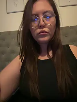 Snapshot of curvy_cute_ashley chatting on September 12, 2025, 4:18 pm curvy cute ashley online show from September 12, 2025, 4:18 pm
