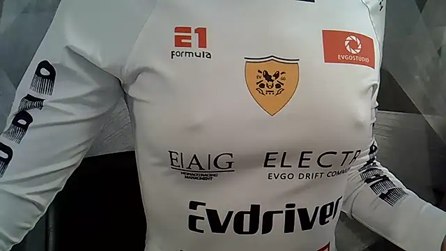 BritneyXKittensx online show from November 16, 2025, 4:17 am