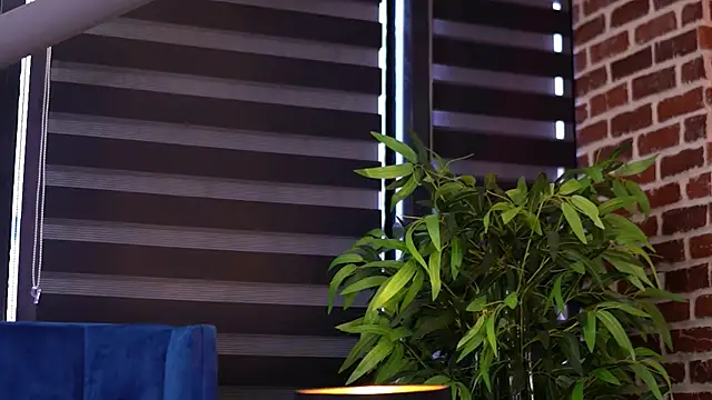 MillaSerene online show from October 9, 2025, 6:25 am