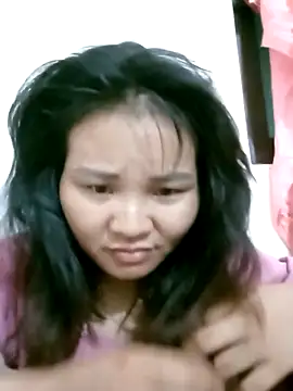 Snapshot of Heulwen-22 chatting on September 26, 2025, 12:50 am Heulwen-22 online show from September 26, 2025, 12:50 am