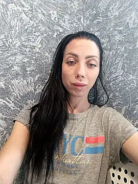 Snapshot of Princessa99885 chatting on June 11, 2026, 1:41 pm Princessa99885 online show from June 11, 2026, 1:41 pm