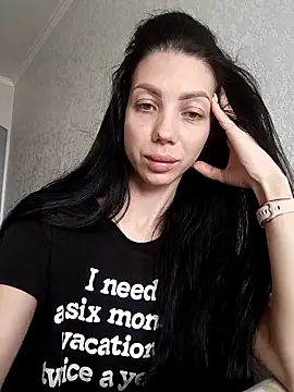 Princessa99885 online show from November 12, 2025, 8:18 am