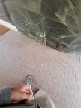 Snapshot of vercf14 chatting on October 20, 2025, 11:00 am vercf14 online show from October 20, 2025, 11:00 am