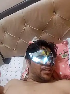 Snapshot of Radhika_01 chatting on April 3, 2026, 5:30 pm Radhika 01 online show from April 3, 2026, 5:30 pm