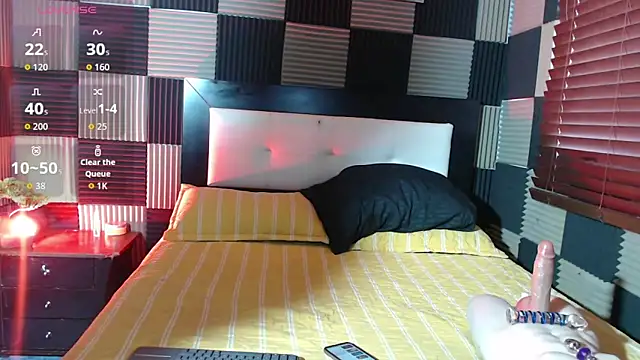 antonela-tompson online show from January 16, 2026, 6:12 pm