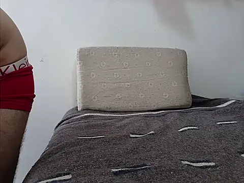 Snapshot of Shaskpeare chatting on September 13, 2025, 4:07 pm Shaskpeare online show from September 13, 2025, 4:07 pm