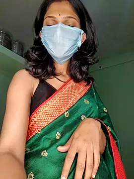 Shivani2002 online show from February 21, 2026, 5:15 pm