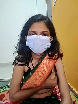 Shivani2002 online show from November 21, 2025, 5:34 pm