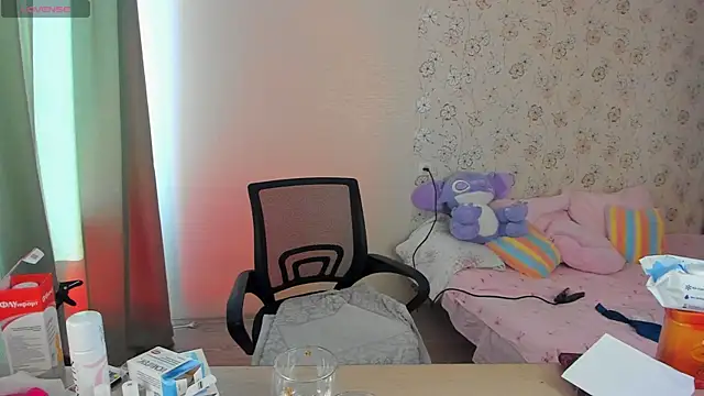 Alice next door online show from April 17, 2026, 10:51 am