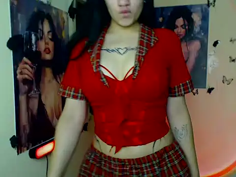 Em7MaA online show from October 31, 2025, 8:27 pm