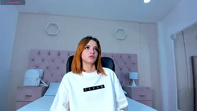 MadisonSky  online show from October 31, 2025, 11:40 am