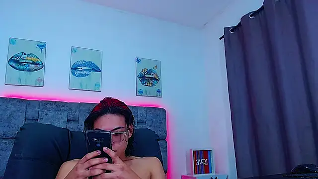 Snapshot of dirty_model chatting on October 12, 2025, 2:46 am dirty model online show from October 12, 2025, 2:46 am