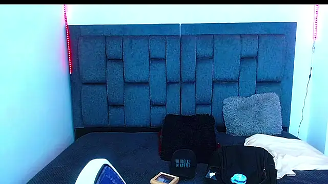 Snapshot of dirty_model chatting on September 26, 2025, 7:37 am dirty model online show from September 26, 2025, 7:37 am