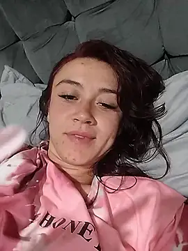 Amy Kobold3 online show from January 14, 2026, 2:31 pm