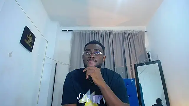 Snapshot of eebony_stallion chatting on July 19, 2026, 2:20 am eebony stallion online show from July 19, 2026, 2:20 am