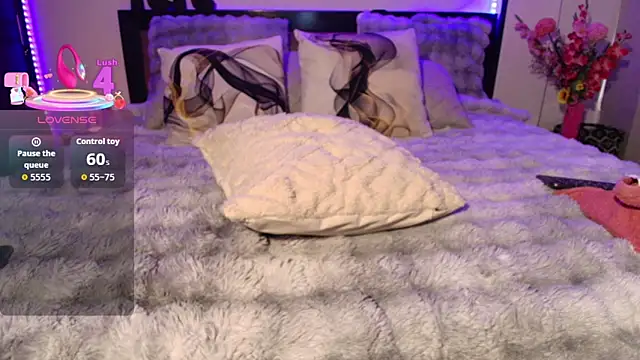 kattaleya14 online show from October 31, 2025, 11:29 am