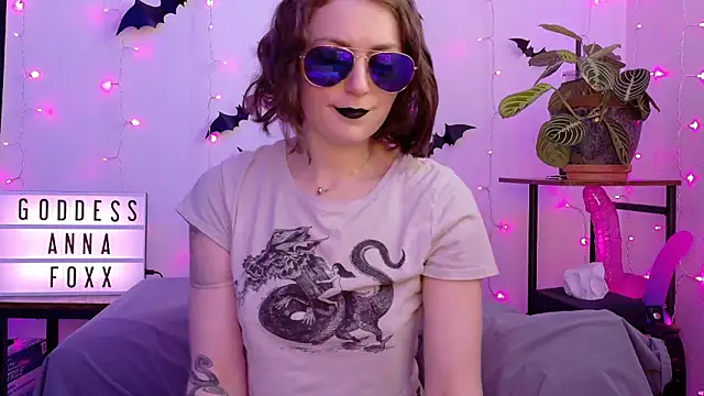 Snapshot of mistressannafoxx chatting on January 16, 2026, 10:03 pm mistressannafoxx online show from January 16, 2026, 10:03 pm