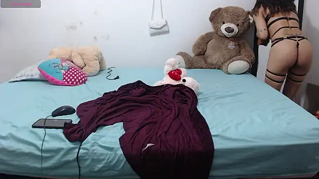 Snapshot of toxic_sweet_ chatting on February 8, 2026, 3:26 am toxic sweet online show from February 8, 2026, 3:26 am