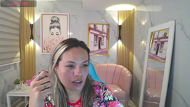 Jade Jones a online show from November 2, 2025, 3:44 am